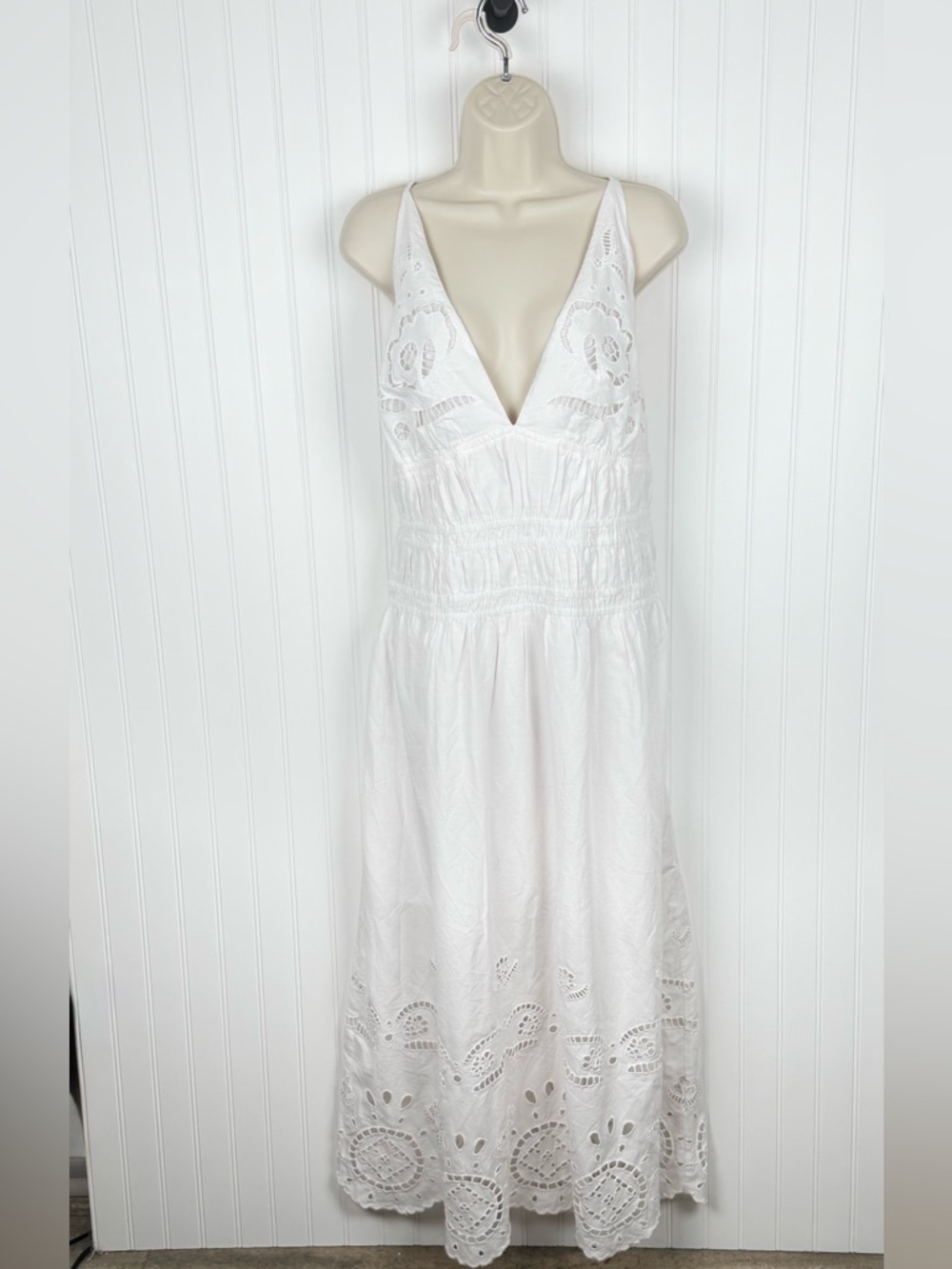 Future Collective White Eyelet Embroidered Open Back Midi Dress NWT Size Large